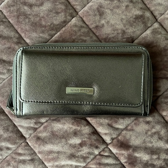 Nine West Handbags - Metallic Wallet